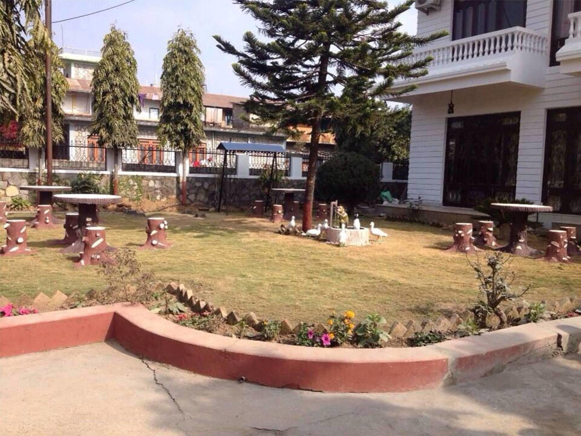 Hotel Dream Pokhara Luaran gambar